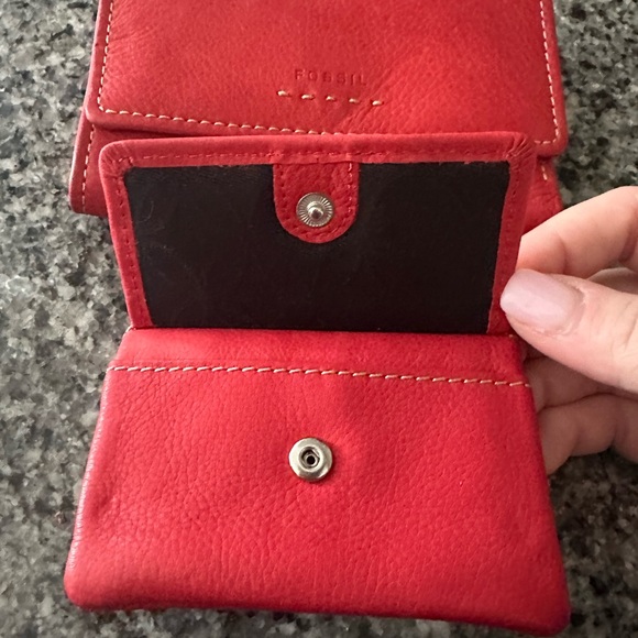 Fossil Red Leather Wallet Set - Picture 4 of 8